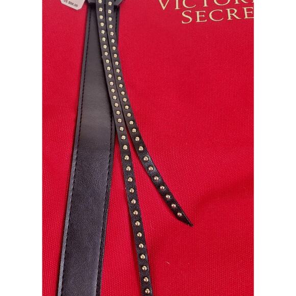 NWT Victoria’s Secret Weekender Tote Bag Large Red with Black Straps Tassels - Picture 6 of 9